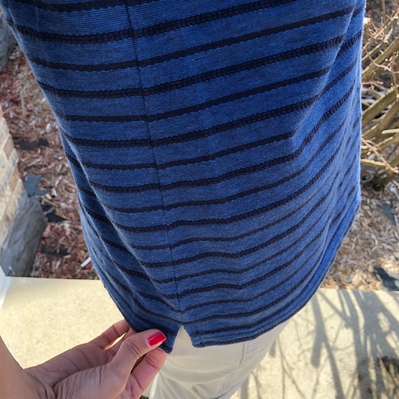 Blue and black boat neck size medium nautical - Picture 6 of 7